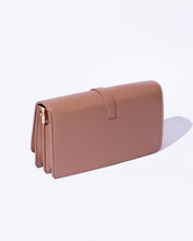 Load image into Gallery viewer, Perfect Picture Handbag Everything Embellished